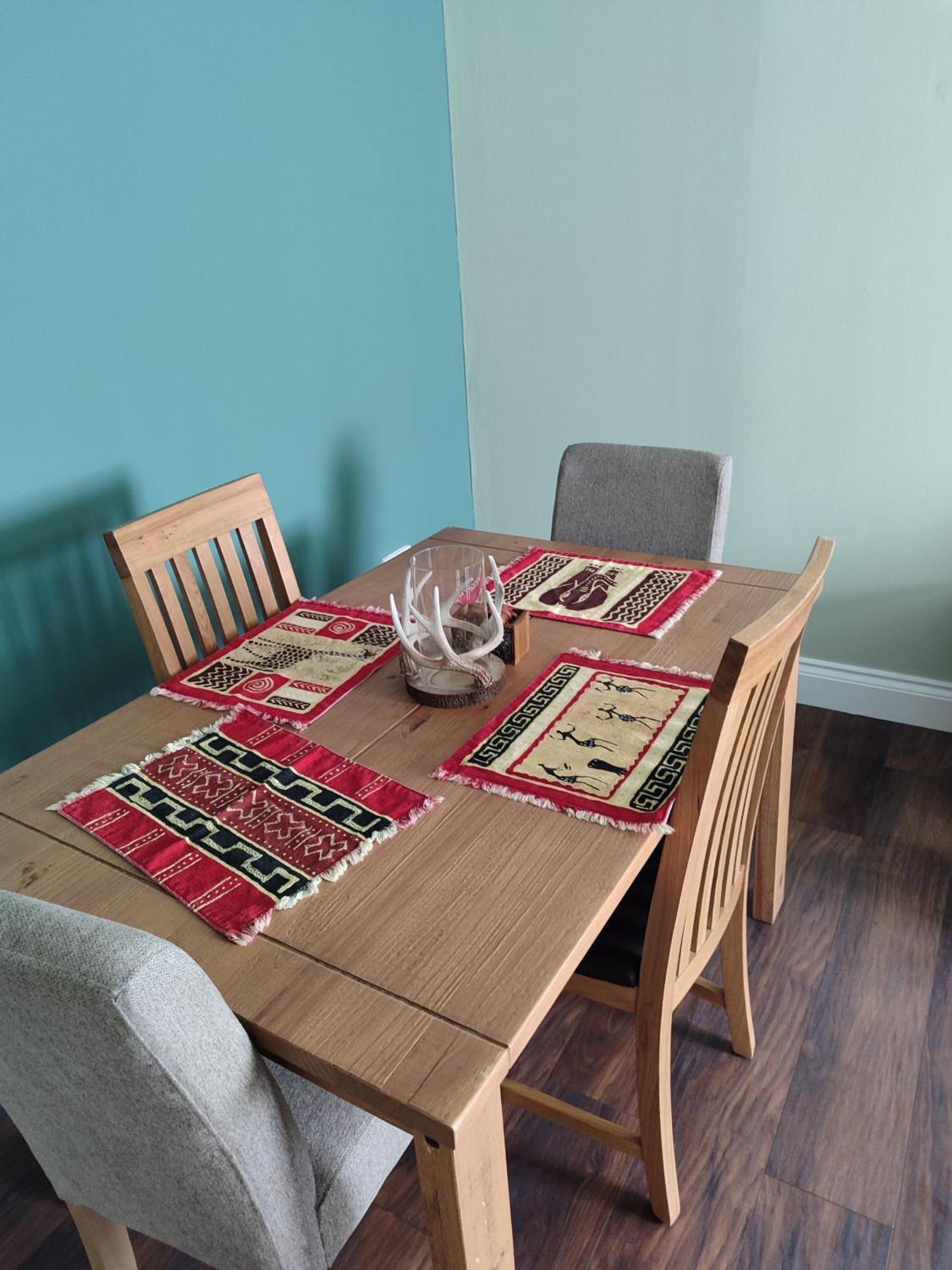 Comfortable Two Bedroom Modern Apartment Londen Buitenkant foto